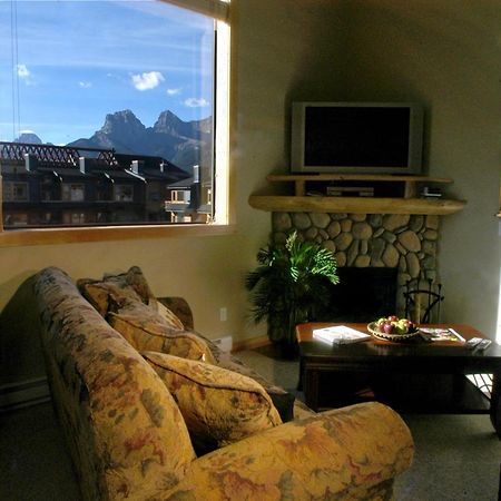 Apartment 411, Antique Heritage Canmore Dış mekan fotoğraf