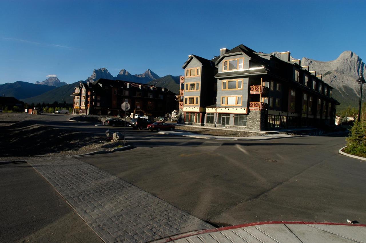 Apartment 411, Antique Heritage Canmore Dış mekan fotoğraf